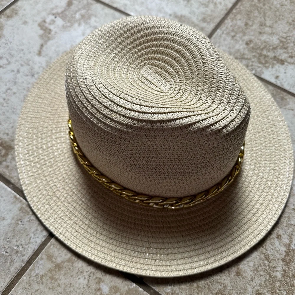 Straw Hat - Picture 3 of 10